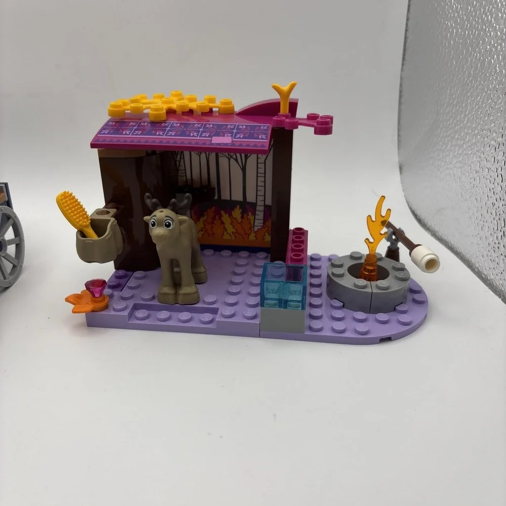 Lego 41166 Disney Frozen‎ 2 Elsa's Wagon Adventure Sven Baby Reindeer READ - Picture 4 of 5